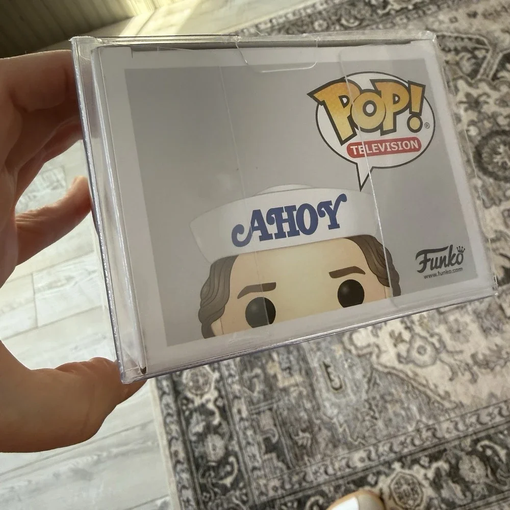 Funko Pop Stranger Things Steve Harrington #803 Scoops Ahoy w/ Pop Protector